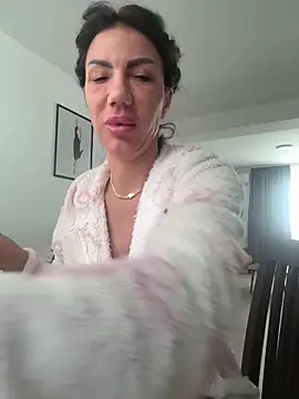 Missolevelvet online show from February 23, 2026, 7:28 am