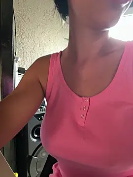 Missolevelvet online show from June 6, 2026, 8:41 am