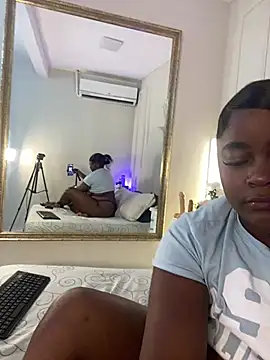 Meeganfoox online show from March 21, 2026, 4:06 am