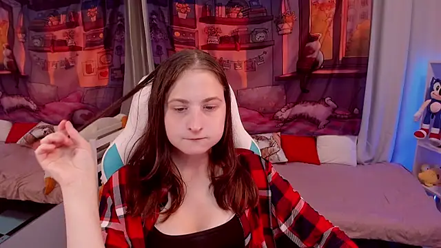KiraDuvall online show from August 6, 2026, 6:37 am