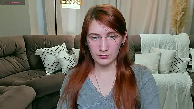 Snapshot of Polly_Sweet chatting on February 1, 2026, 12:04 pm Polly Sweet online show from February 1, 2026, 12:04 pm