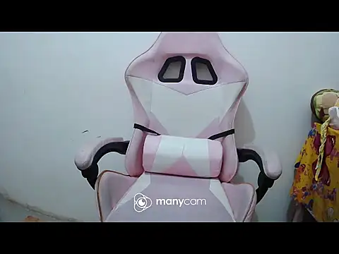 lady love69 online show from February 3, 2026, 6:46 pm