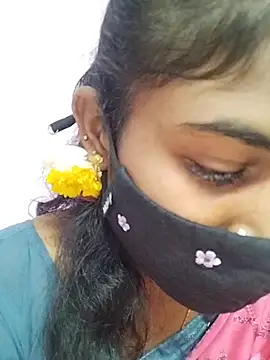 Tamil Hot RoyalQueen online show from March 1, 2026, 5:04 pm