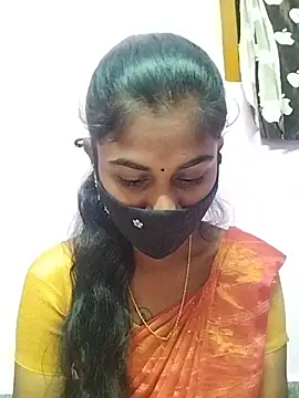 Tamil Hot RoyalQueen online show from April 1, 2026, 4:48 pm