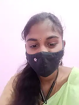 Tamil Hot RoyalQueen online show from June 7, 2026, 4:49 am