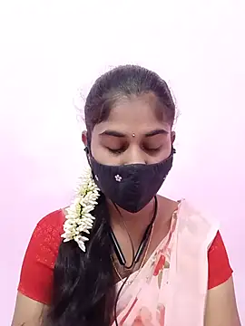 Tamil Hot RoyalQueen online show from June 17, 2026, 4:52 pm