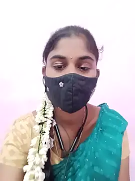 Tamil Hot RoyalQueen online show from June 19, 2026, 5:23 am
