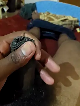 Snapshot of modelSpidy chatting on March 17, 2026, 4:32 pm modelSpidy online show from March 17, 2026, 4:32 pm