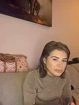 Demi Lovex online show from February 7, 2026, 7:28 pm