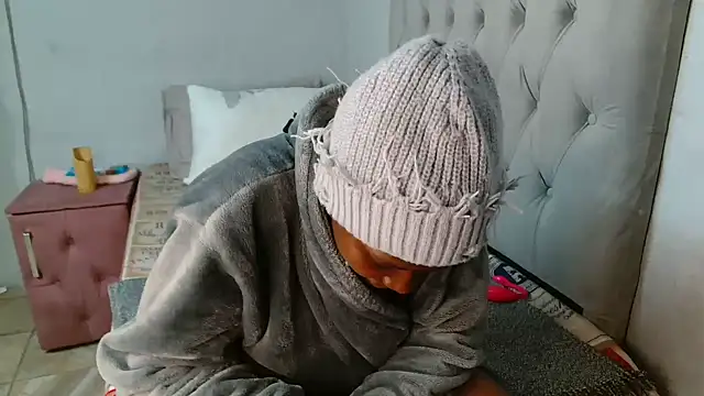 MelowD 2 online show from July 26, 2026, 4:03 pm