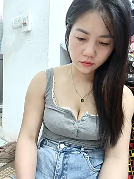 Ngocmai lazdy online show from April 29, 2026, 10:49 pm