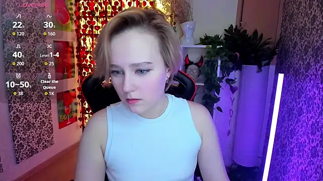 Ellie Heavenly online show from February 18, 2026, 8:54 am