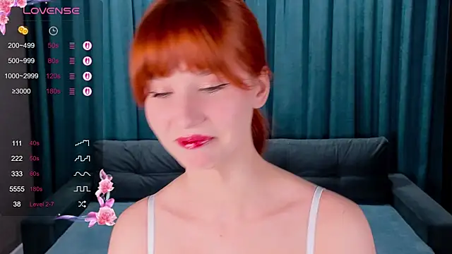 Snapshot of CatherineCummi chatting on April 10, 2026, 8:08 am CatherineCummi online show from April 10, 2026, 8:08 am
