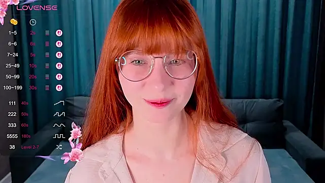 Snapshot of CatherineCummi chatting on April 11, 2026, 11:03 am CatherineCummi online show from April 11, 2026, 11:03 am