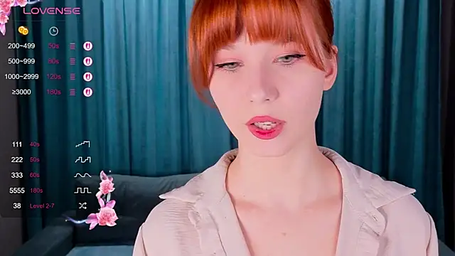 Snapshot of CatherineCummi chatting on April 16, 2026, 7:42 am CatherineCummi online show from April 16, 2026, 7:42 am