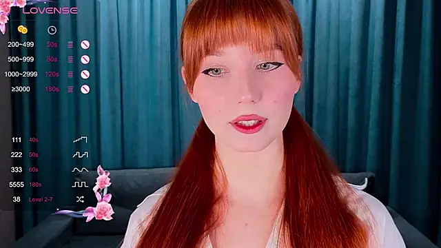 Snapshot of CatherineCummi chatting on April 27, 2026, 7:39 am CatherineCummi online show from April 27, 2026, 7:39 am