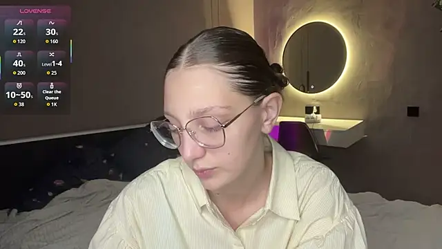ChrisAmott online show from May 13, 2026, 4:37 pm
