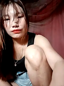 natra0033 online show from May 3, 2026, 1:17 pm