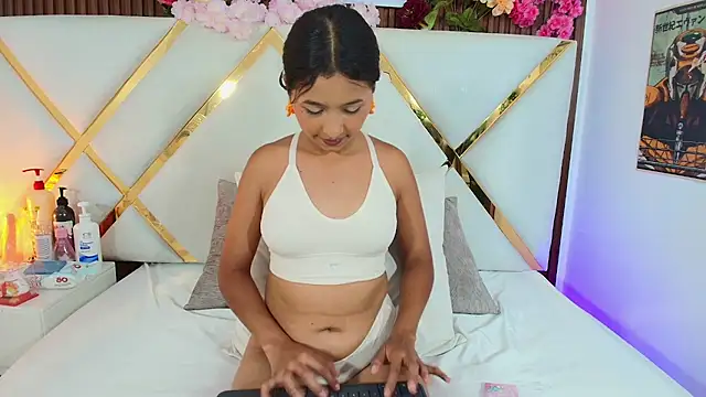 Snapshot of Real_virgin_Pussy chatting on August 8, 2026, 8:22 pm Real virgin Pussy online show from August 8, 2026, 8:22 pm