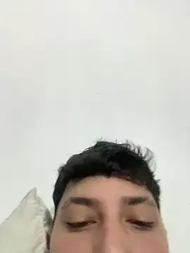 Tropical Adam online show from February 6, 2026, 4:21 pm