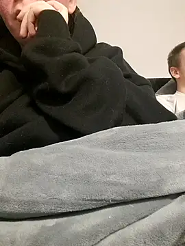 Linchen24857 online show from January 14, 2026, 7:30 pm