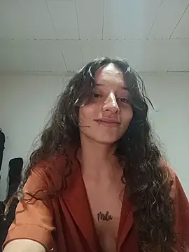 AlexxaAndRileyy online show from May 3, 2026, 7:42 pm