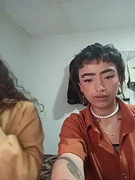 AlexxaAndRileyy online show from May 24, 2026, 8:47 pm