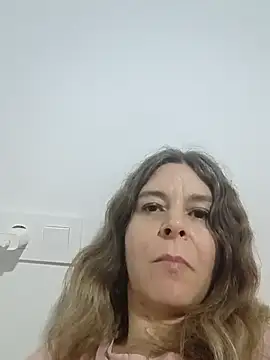 Didi2081 online show from February 11, 2026, 1:10 am