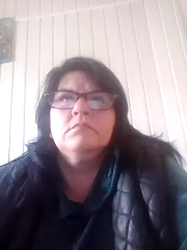 NysiOlsen online show from April 30, 2026, 11:27 am
