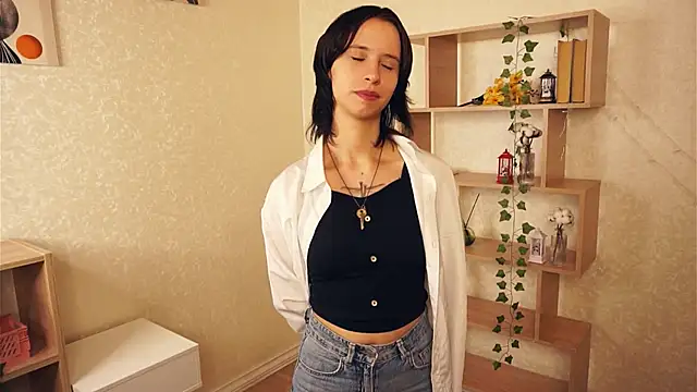 TereseBeebe online show from January 16, 2026, 8:35 pm