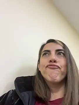 Snapshot of Paulinaa_bella chatting on February 24, 2026, 11:25 pm Paulinaa bella online show from February 24, 2026, 11:25 pm