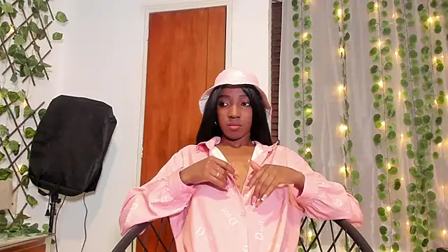 EimyFoxxx online show from February 5, 2026, 11:15 am