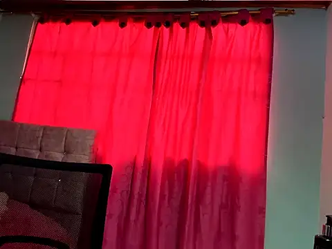 talia mystic online show from February 17, 2026, 12:56 pm