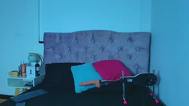 Ethan Briggs  online show from February 19, 2026, 3:46 am