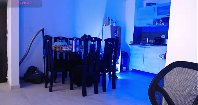 Pretty  Milf online show from February 19, 2026, 1:18 pm