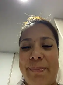 Pretty  Milf online show from March 31, 2026, 10:43 pm