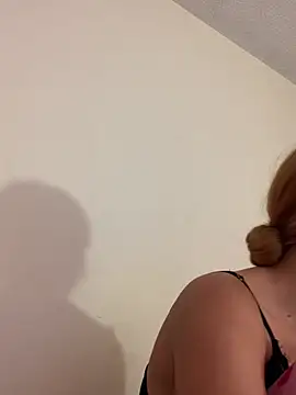 ivy-777 online show from June 28, 2026, 12:49 am