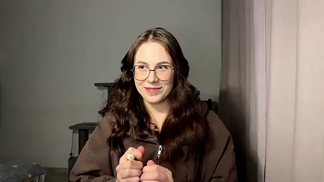 JanelleCourville online show from February 17, 2026, 4:13 pm