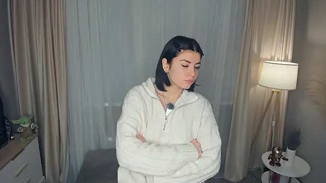 Snapshot of heylilshawty chatting on February 5, 2026, 7:29 pm heylilshawty online show from February 5, 2026, 7:29 pm