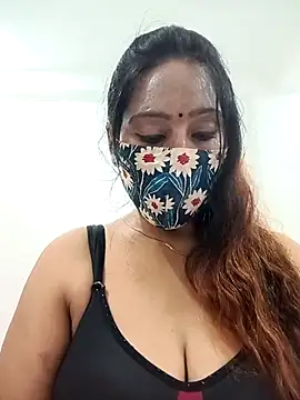 Your-Sasha7 online show from June 17, 2026, 6:49 am