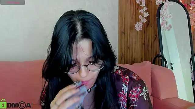 Leslie Wholsh online show from March 15, 2026, 9:26 am