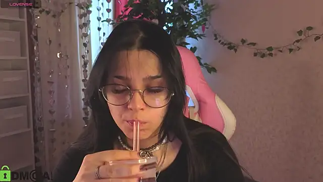 Leslie Wholsh online show from March 16, 2026, 9:24 am