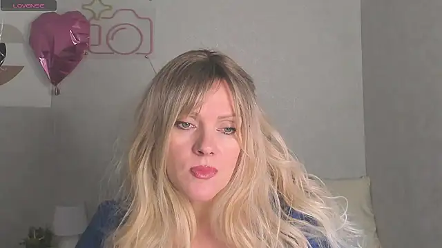 Snapshot of Victoria_Nelson chatting on February 28, 2026, 1:39 am Victoria Nelson online show from February 28, 2026, 1:39 am