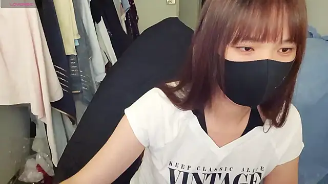 Snapshot of shiki434-st chatting on March 6, 2026, 12:12 pm shiki434-st online show from March 6, 2026, 12:12 pm