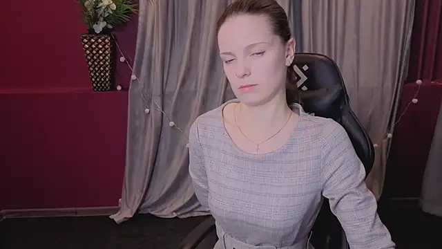 Snapshot of RoseWaulhgberg chatting on January 14, 2026, 1:55 am RoseWaulhgberg online show from January 14, 2026, 1:55 am