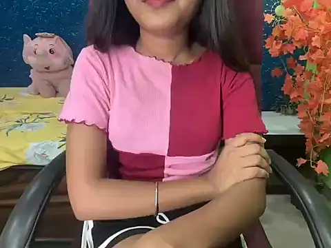 Brown-beauty online show from July 23, 2026, 2:59 pm
