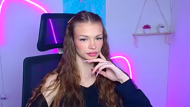 Snapshot of Lina_Loveuu chatting on March 3, 2026, 12:22 pm Lina Loveuu online show from March 3, 2026, 12:22 pm