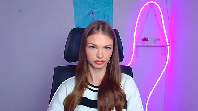 Snapshot of Lina_Loveuu chatting on March 25, 2026, 12:55 pm Lina Loveuu online show from March 25, 2026, 12:55 pm