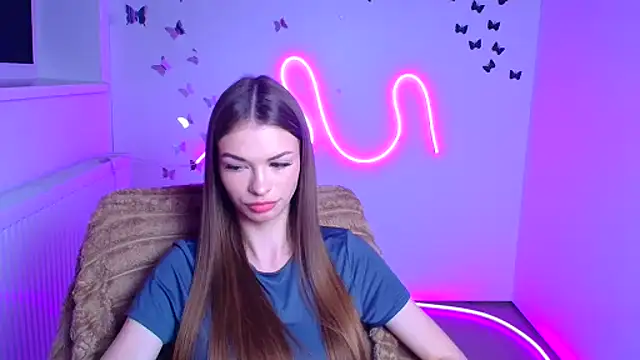 Lina Loveuu online show from May 9, 2026, 11:37 am