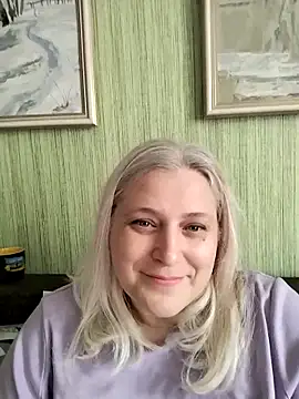 NyushaLollipop online show from May 11, 2026, 9:48 am